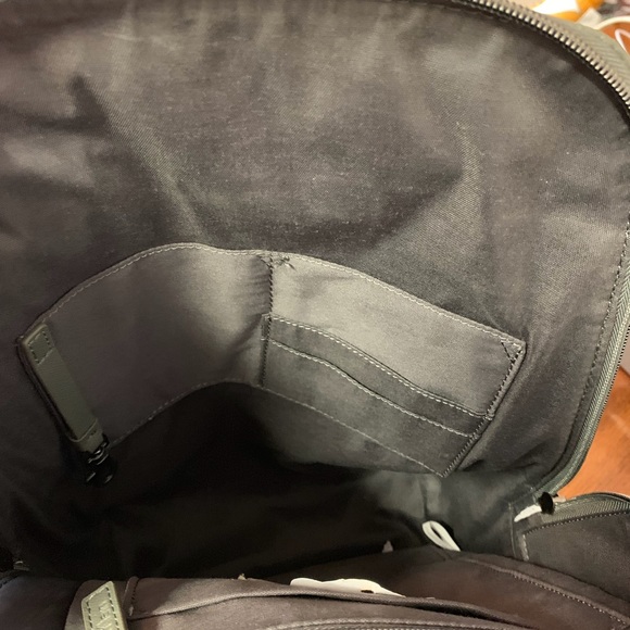 Calvin Klein Shoulder Bag - Picture 7 of 7